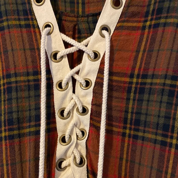 Gimmicks by BKE plaid shirt size small!🍁🍂 - Picture 4 of 7